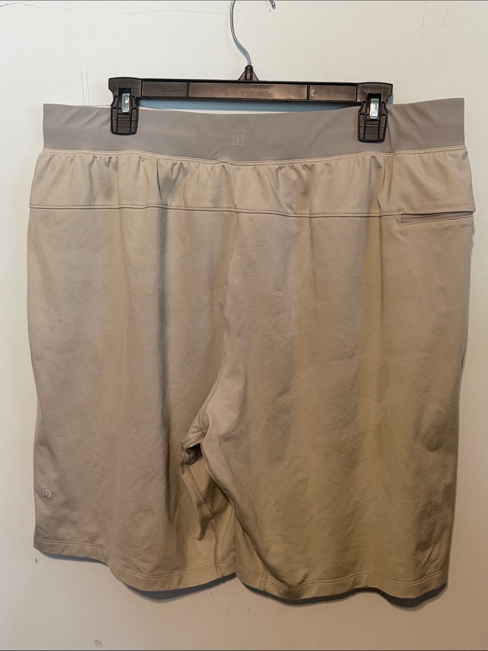Lululemon men’s shorts size XXL - Picture 2 of 4